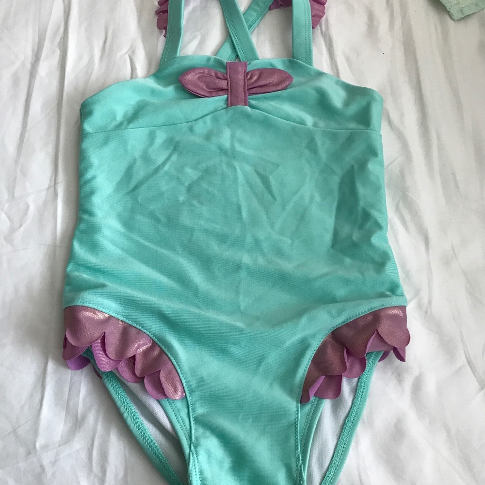 Girls one-piece swim suit- Size 3T, Worn Once